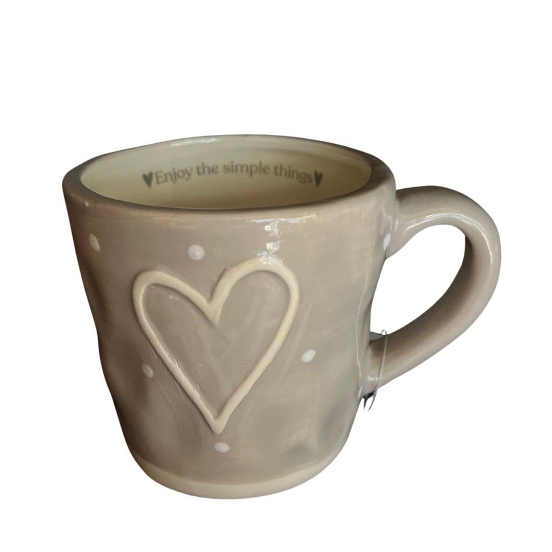 Quirky Heart mug with Hello Lovely inside the lip