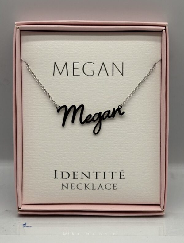 Identite necklace Megan