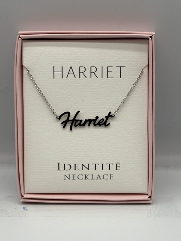 Identite necklace Harriet
