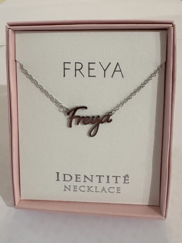 Identite necklace Freya