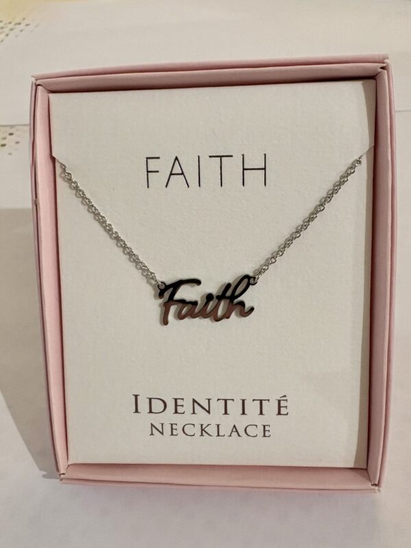 Identite necklace Faith